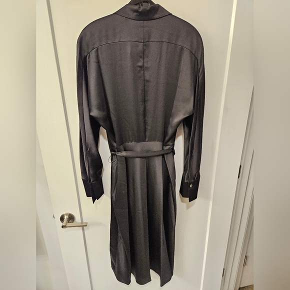 NWT - Vince Nouveau Magnolia Black Long Sleeve Satin Shirt Dress - Size XL - Picture 13 of 15